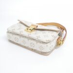Louis_Vuitton_Monogram_Dune_Pochette_Métis_EW_M46914_肩背袋_2