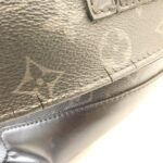 Louis_Vuitton_Monogram_Eclipse_Messenger_Voyage_MM_M40510_Shoulder_Bag_3