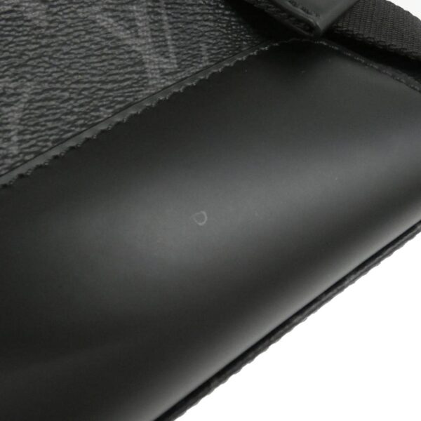 Louis_Vuitton_Monogram_Eclipse_Messenger_Voyage_PM_M40511_Shoulder_Bag_5