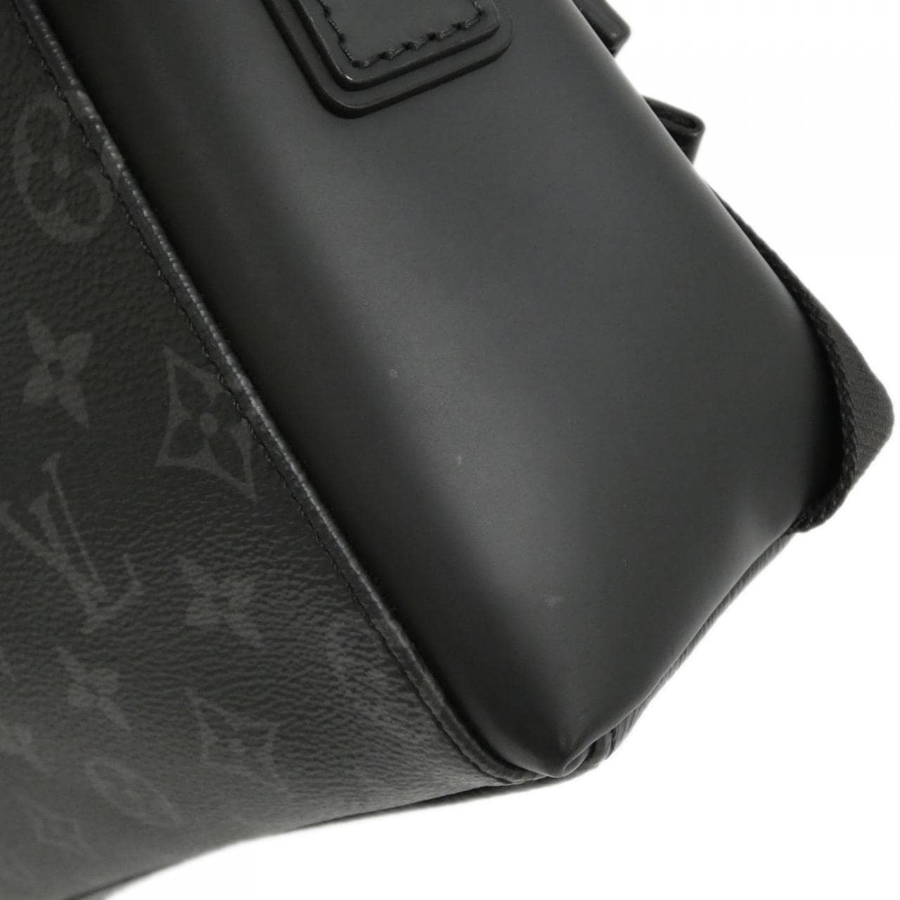 Louis_Vuitton_Monogram_Eclipse_Messenger_Voyage_PM_M40511_Shoulder_Bag_6