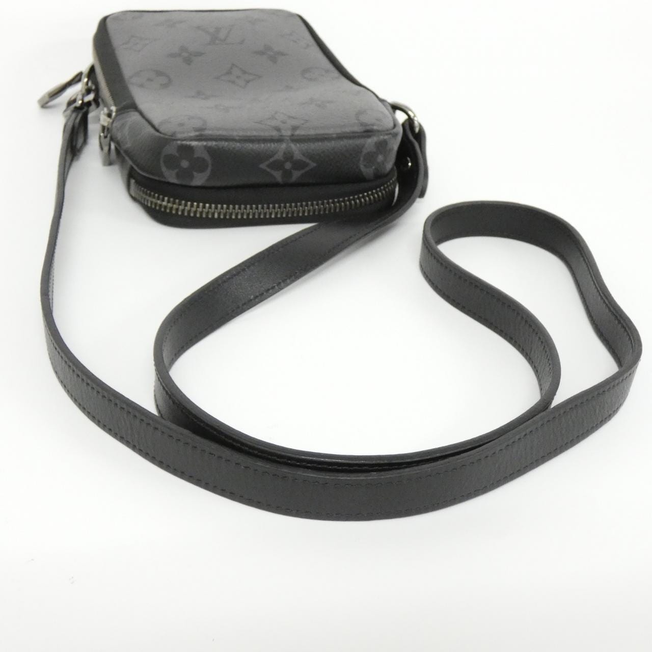Louis_Vuitton_Monogram_Eclipse_Reverse_Double_Phone_Pouch_Shoulder_Bag_M69534_7