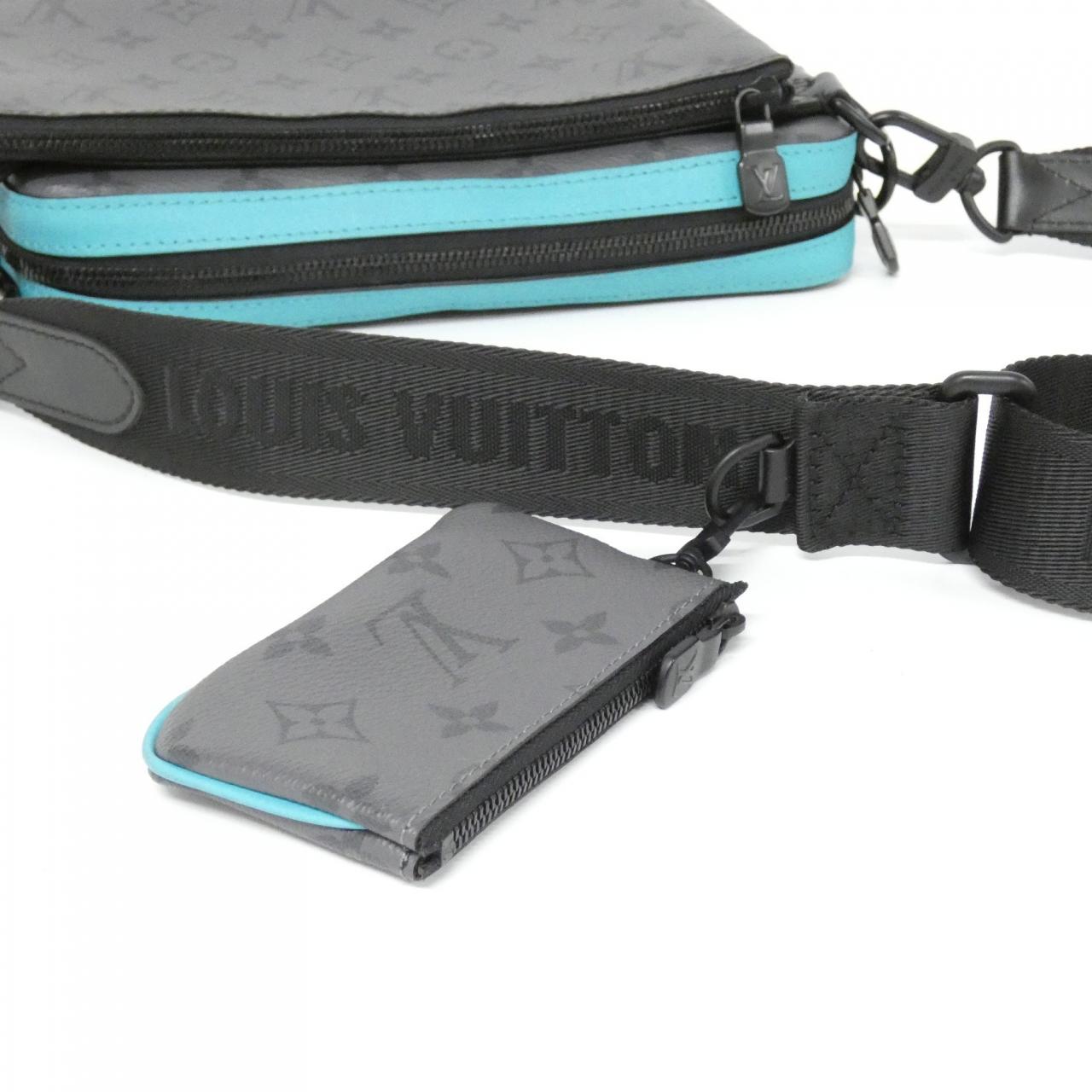 Louis_Vuitton_Monogram_Eclipse_Reverse_Trio_Messenger_Shoulder_Bag_M11648_7