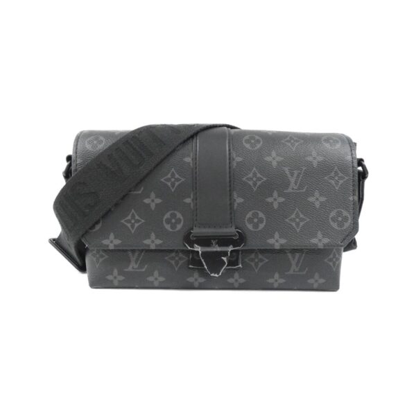 Louis_Vuitton_Monogram_Eclipse_S_Cape_Messenger_M46794_Shoulder_Bag_1