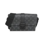 Louis_Vuitton_Monogram_Eclipse_Sac_Plat_Messenger_M46794_肩背袋_0