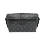 Louis_Vuitton_Monogram_Eclipse_Sac_Plat_Messenger_M46794_肩背袋_1