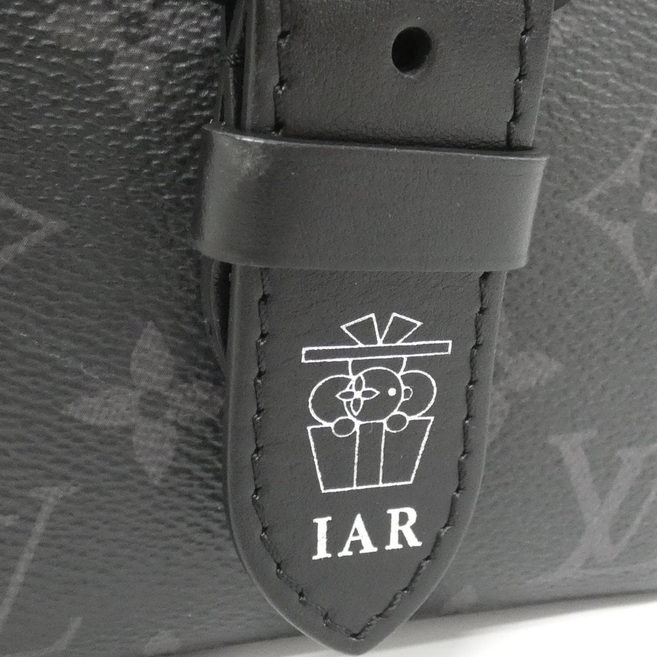 Louis_Vuitton_Monogram_Eclipse_Soufflot_Sling_Bag_M45912_Shoulder_Bag_3