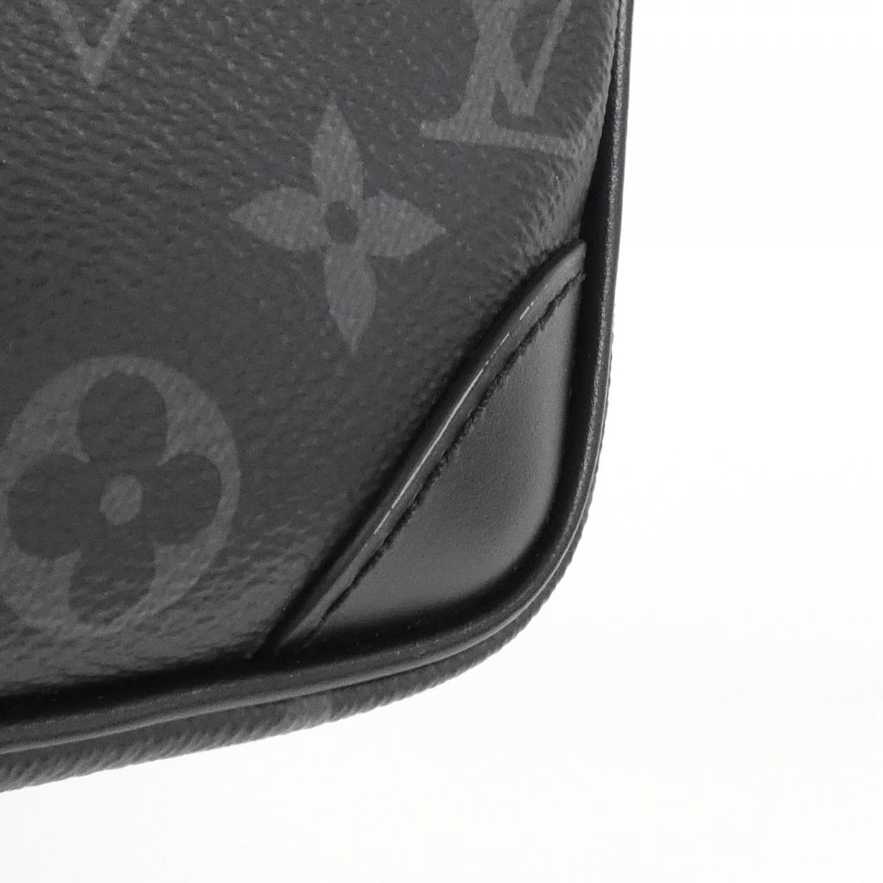 Louis_Vuitton_Monogram_Eclipse_Trocedero_Wearable_Wallet_M14253_Shoulder_Bag_3