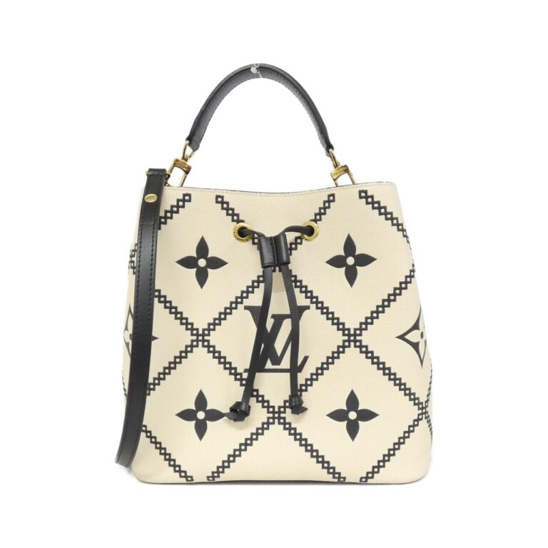 Louis_Vuitton_Monogram_Empreinte_Broderie_Neo_Noe_MM_M46023_Shoulder_Bag_0