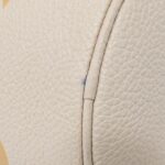 Louis_Vuitton_Monogram_Empreinte_By_The_Pool_Papillon_BB_M45708_肩背袋_1