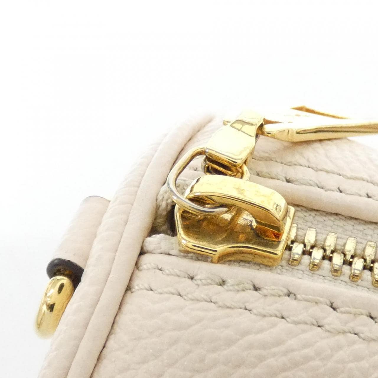 Louis_Vuitton_Monogram_Empreinte_By_The_Pool_Papillon_BB_M45708_肩背袋_2