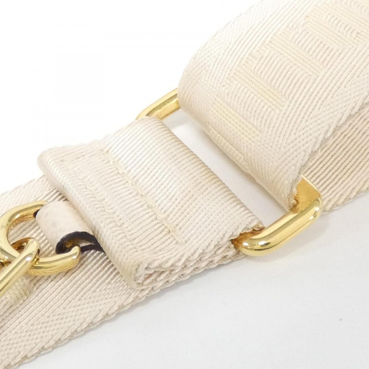 Louis_Vuitton_Monogram_Empreinte_By_The_Pool_Papillon_BB_M45708_肩背袋_4