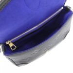 Louis_Vuitton_Monogram_Empreinte_Diane_M46386_Shoulder_Bag_4