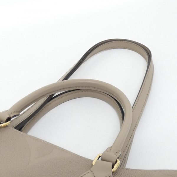 Louis_Vuitton_Monogram_Empreinte_OnTheGo_MM_M45607_Bag_4