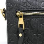 Louis_Vuitton_Monogram_Empreinte_Pochette_Metis_MM_M41487_Bag_4