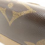 Louis_Vuitton_Monogram_Giant_OnTheGo_GM_M44576_手袋_3