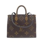 Louis_Vuitton_Monogram_Giant_OnTheGo_GM_M45320_Bag_0