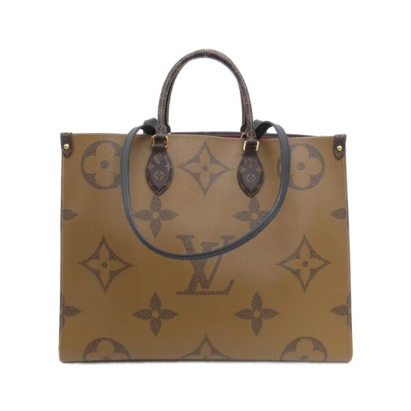 Louis_Vuitton_Monogram_Giant_OnTheGo_GM_M45320_Bag_1
