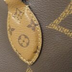 Louis_Vuitton_Monogram_Giant_OnTheGo_GM_M45320_手袋_4