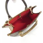 Louis_Vuitton_Monogram_Giant_OnTheGo_PM_M46373_Bag_5