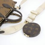 Louis_Vuitton_Monogram_Giant_Onthego_EW_M46653_手袋_3