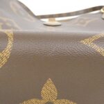 Louis_Vuitton_Monogram_Giant_Onthego_GM_M44576_手袋_4