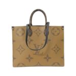 Louis_Vuitton_Monogram_Giant_Onthego_GM_M45320_Bag_2
