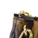 Louis_Vuitton_Monogram_Giant_Pochette_Double_Zip_M69203_Shoulder_Bag_4