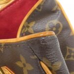 Louis_Vuitton_Monogram_Greet_M55210_Bag_6