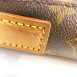 Louis_Vuitton_Monogram_Looping_GM_M51145_Shoulder_Bag_4