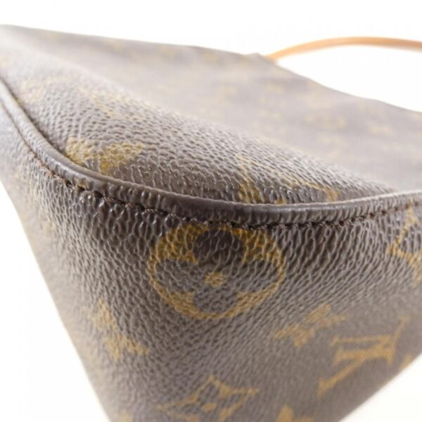 Louis_Vuitton_Monogram_Looping_MM_M51146_Shoulder_Bag_1