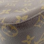 Louis_Vuitton_Monogram_Looping_MM_M51146_Shoulder_Bag_2