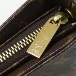 Louis_Vuitton_Monogram_Looping_MM_M51146_Shoulder_Bag_2