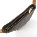 Louis_Vuitton_Monogram_Looping_MM_M51146_Shoulder_Bag_6