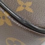 Louis_Vuitton_Monogram_Macassar_Christopher_Wearable_Wallet_M69404_肩背袋_2