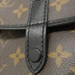 Louis_Vuitton_Monogram_Macassar_Christopher_Wearable_Wallet_M69404_肩背袋_4