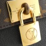 Louis_Vuitton_Monogram_Marignan_M44259_Bag_5