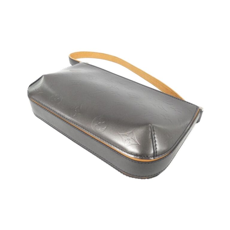 Louis_Vuitton_Monogram_Matt_Fowler_M55142_Shoulder_Bag_1