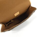 Louis_Vuitton_Monogram_Messenger_PM_M40106_Shoulder_Bag_7