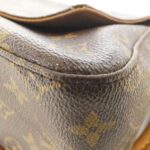 Louis_Vuitton_Monogram_Mini_Looping_M51147_Shoulder_Bag_2
