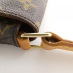 Louis_Vuitton_Monogram_Musette_M51256_Shoulder_Bag_3