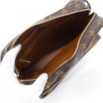 Louis_Vuitton_Monogram_Nile_M45244_Shoulder_Bag_9