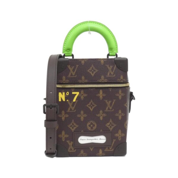 Louis_Vuitton_Monogram_N°7_Vertical_Box_Trunk_M59664_Bag_1