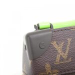 Louis_Vuitton_Monogram_N°7_Vertical_Box_Trunk_M59664_Bag_4