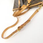 Louis_Vuitton_Monogram_Palermo_PM_M40145_Bag_8