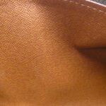 Louis_Vuitton_Monogram_Papillon_30cm_M51385_Bag_8