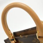 Louis_Vuitton_Monogram_Petite_Sac_Plat_M69442_Bag_4