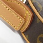 Louis_Vuitton_Monogram_Pochette_Croissant_肩背袋_M51510_肩背袋_2