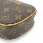 Louis_Vuitton_Monogram_Pochette_Gange_M51870_Shoulder_Bag_3