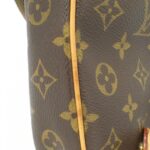 Louis_Vuitton_Monogram_Pochette_Gange_M51870_Shoulder_Bag_4