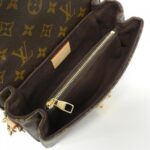 Louis_Vuitton_Monogram_Pochette_Métis_EW_M46279_Shoulder_Bag_9